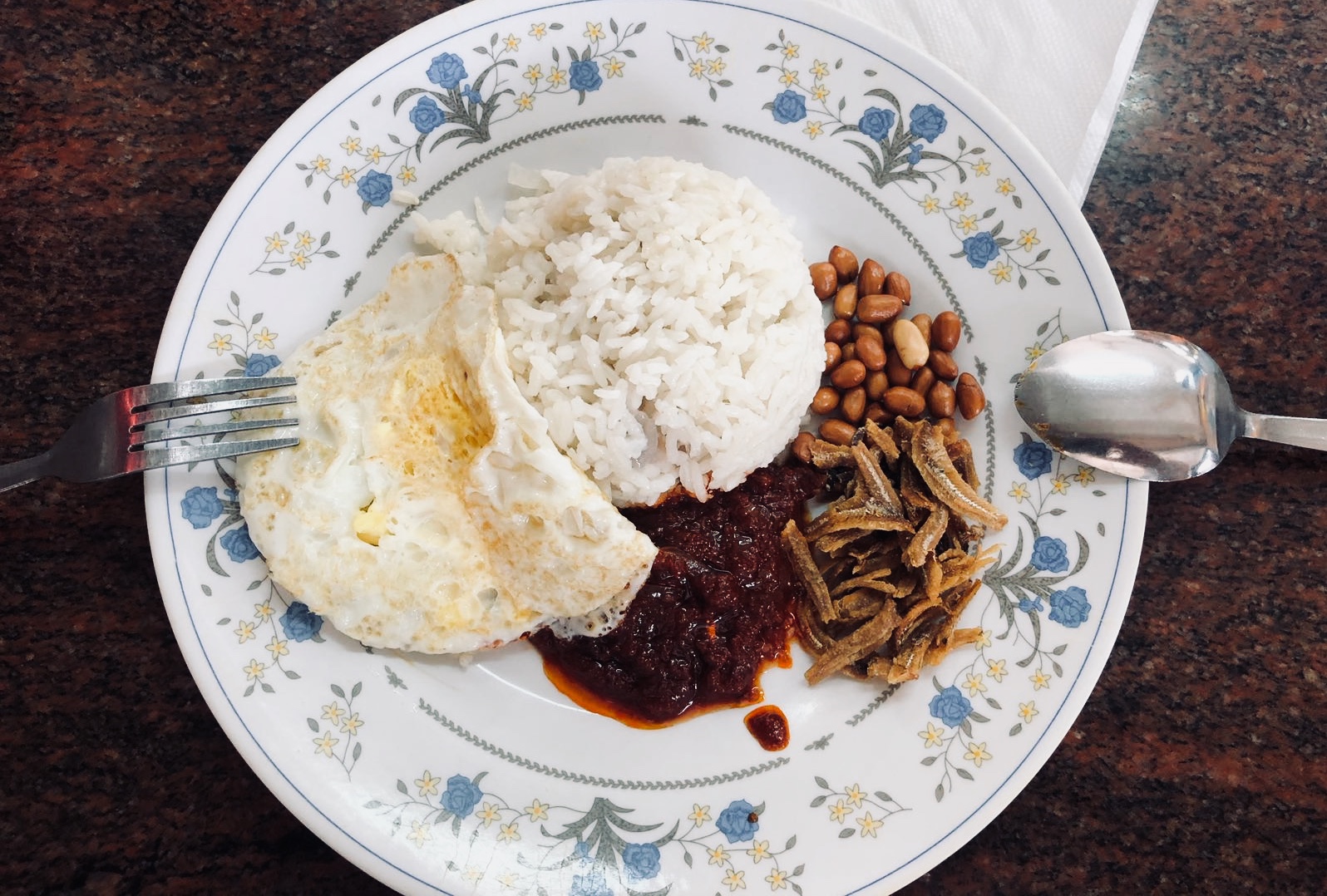 Nasi Lemak, een bekend ontbijt in Maleisië